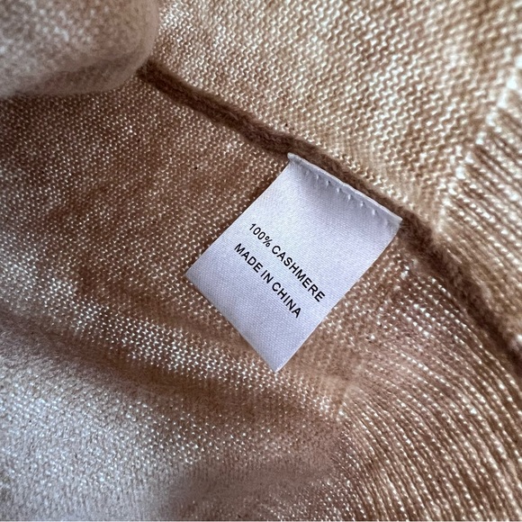 NWT TUCKERNUCK Camel Cashmere Turtleneck Sweater L - Picture 11 of 12